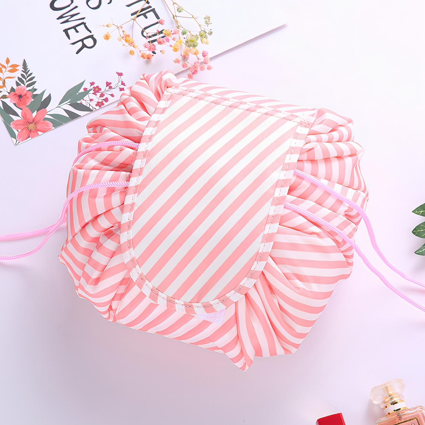 Easy Cosmetic Pouch
