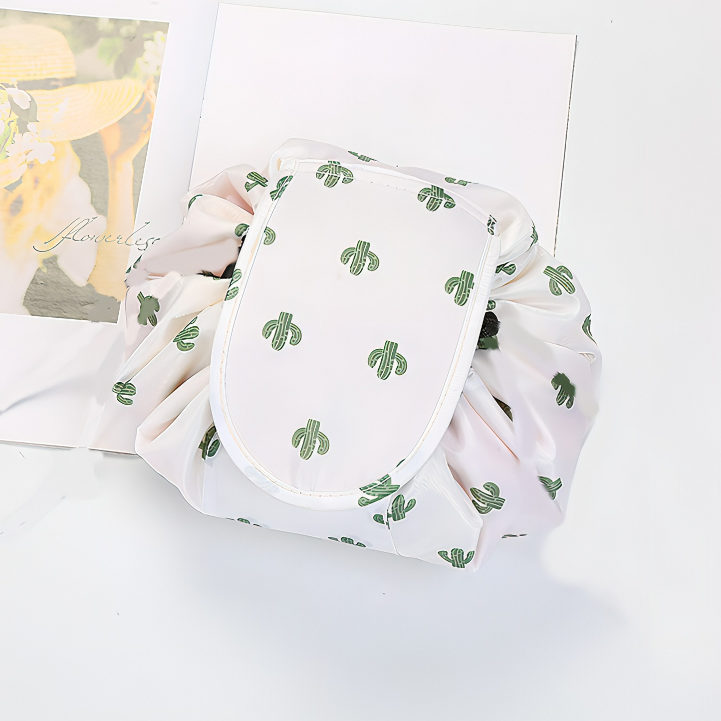 Easy Cosmetic Pouch