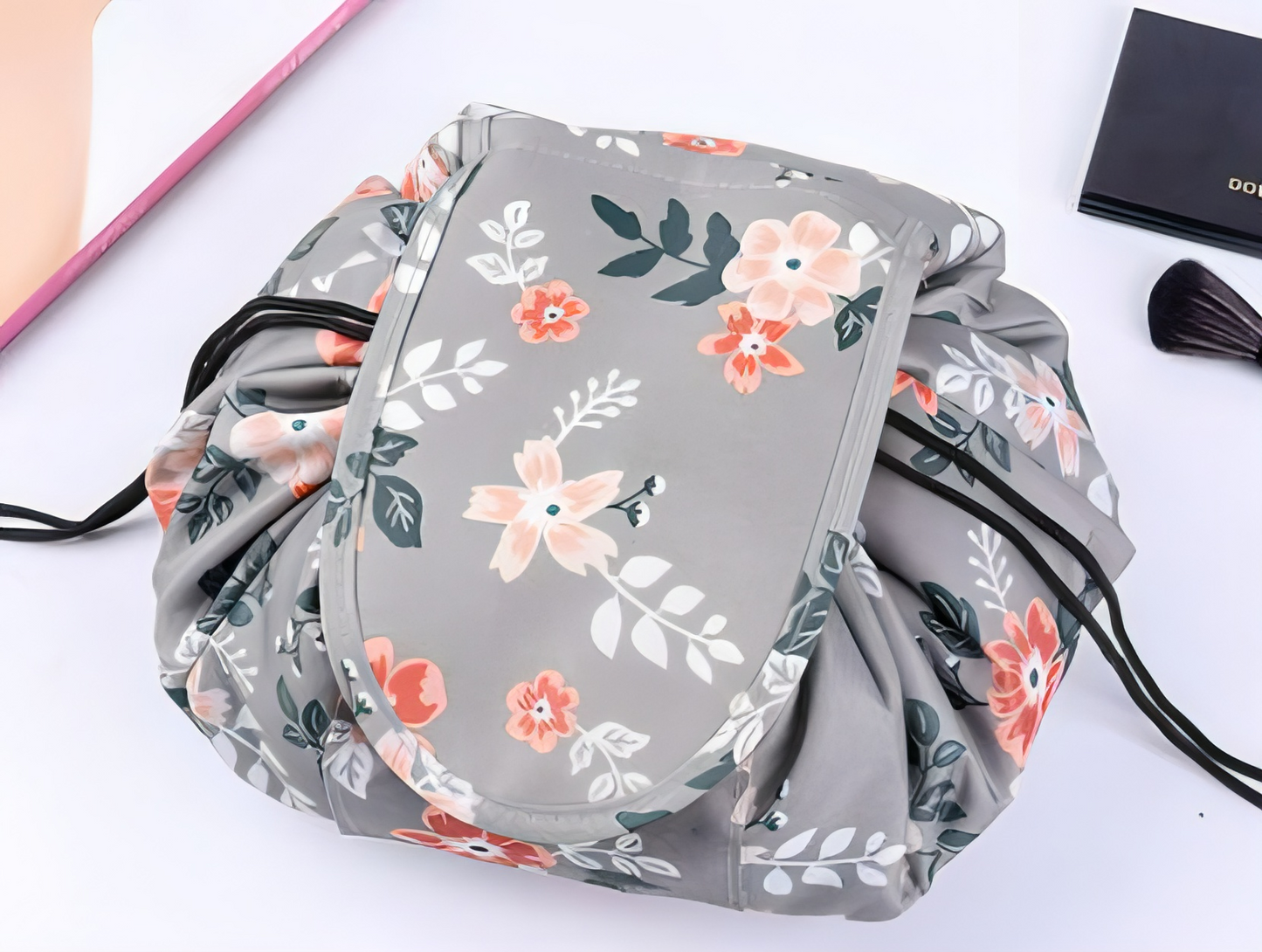 Easy Cosmetic Pouch